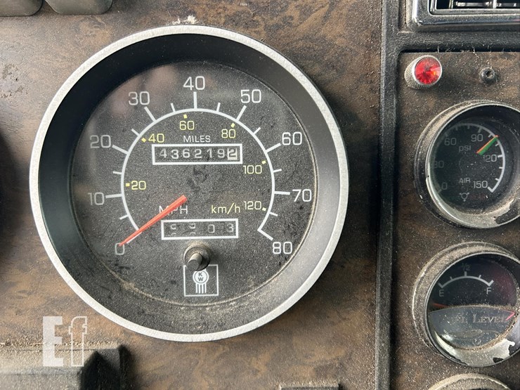 1995-kenworth-t600-image-33