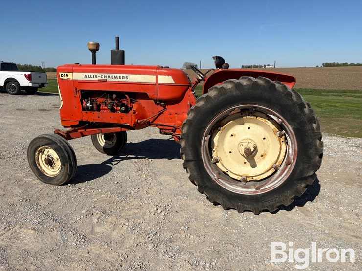 1962-allis-chalmers-d19-image-8