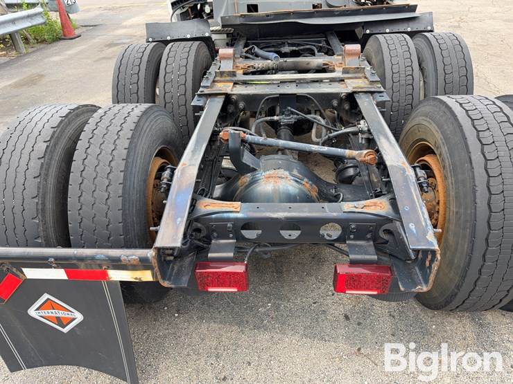 2015-international-prostar-image-9
