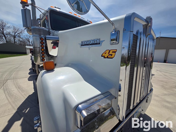 2007-kenworth-w900-image-12