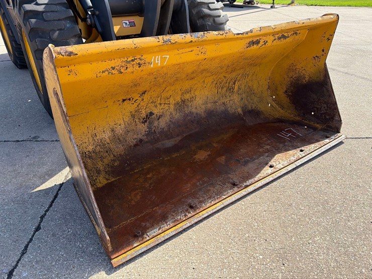 deere-344l-image-5