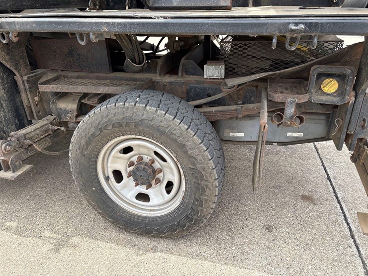 2015-ford-f350-image-39