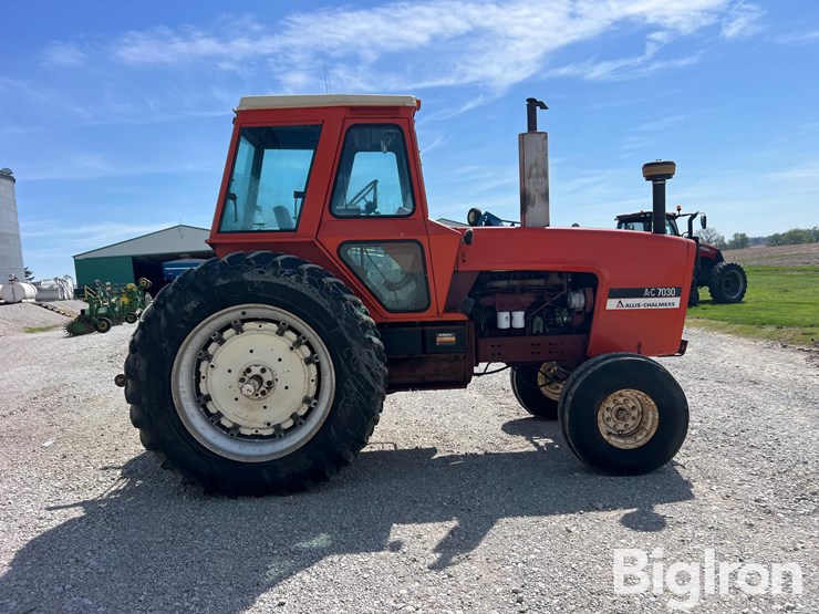 1974-allis-chalmers-7030-image-4