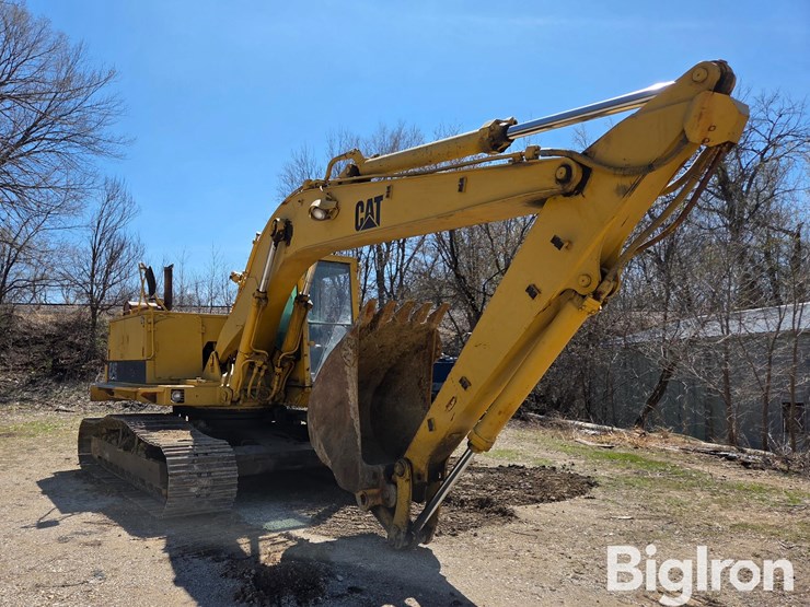 caterpillar-225-image-3
