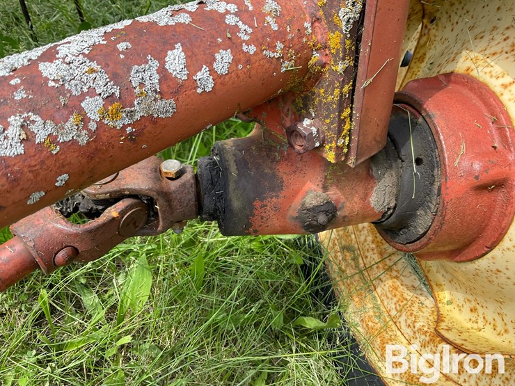 new-holland-258-image-11