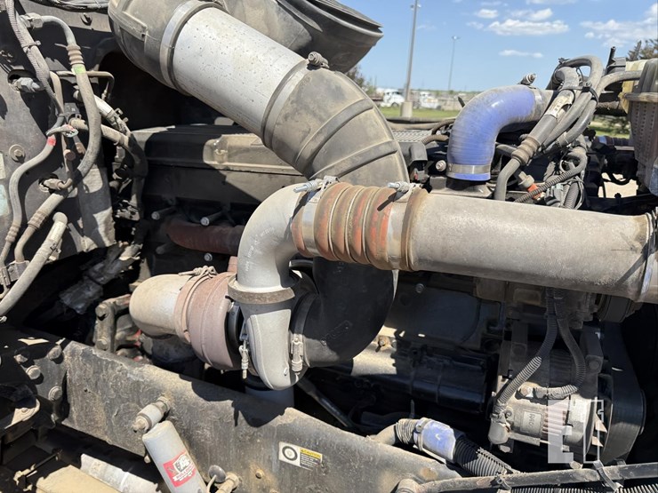 2009-peterbilt-386-image-70