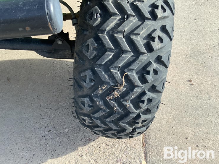 john-deere-gator-image-16