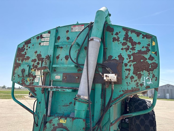 houle-7300-manure-tanker-image-52