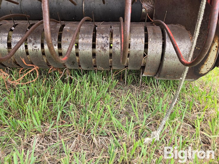 hesston-5800-image-16