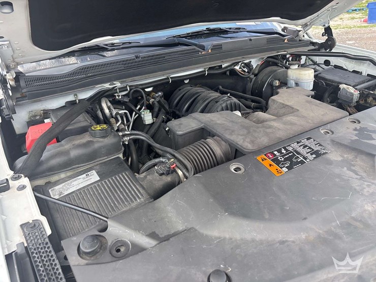 2019-chevrolet-tahoe-image-14