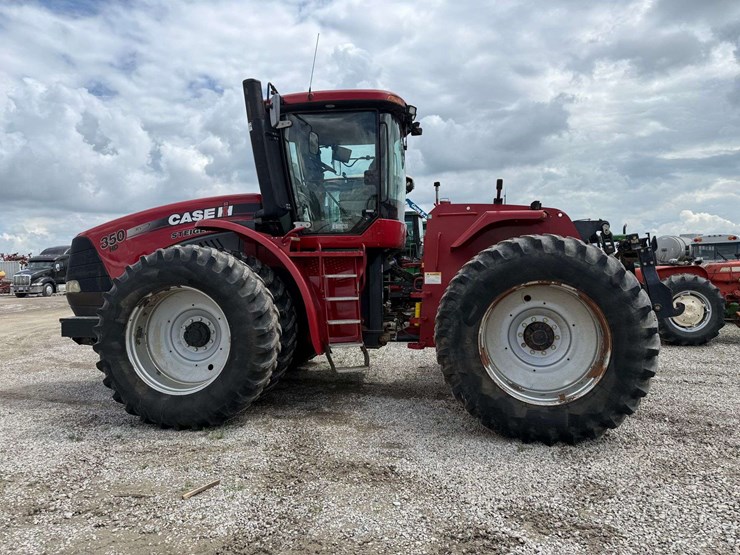 2012-case-ih-350-image-21