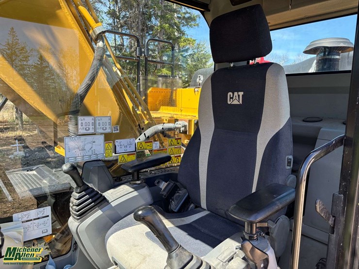 2014-caterpillar-320el-image-18