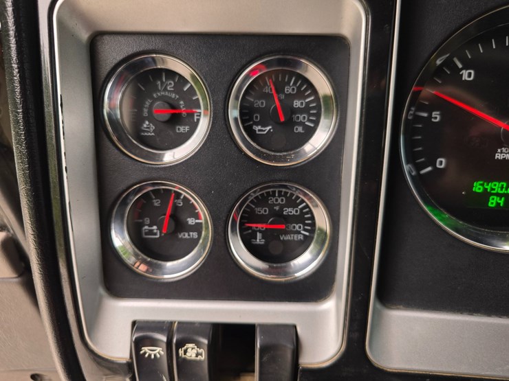2015-kenworth-t800-image-75