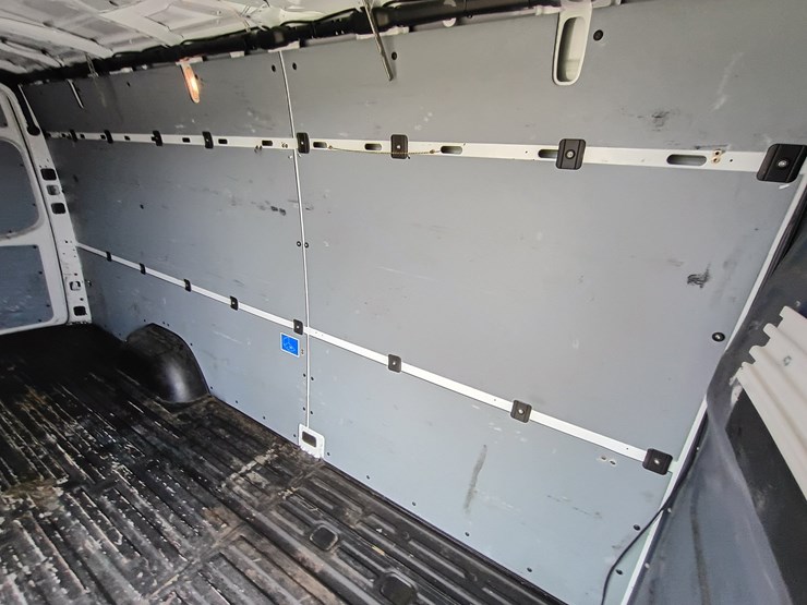 2019-mercedes-benz-sprinter-2500-image-63