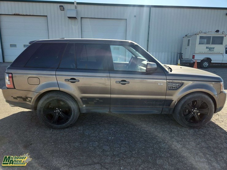 2011-land-rover-range-rover-image-8