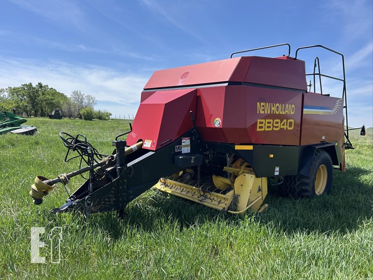 2001-new-holland-bb940s-image-1