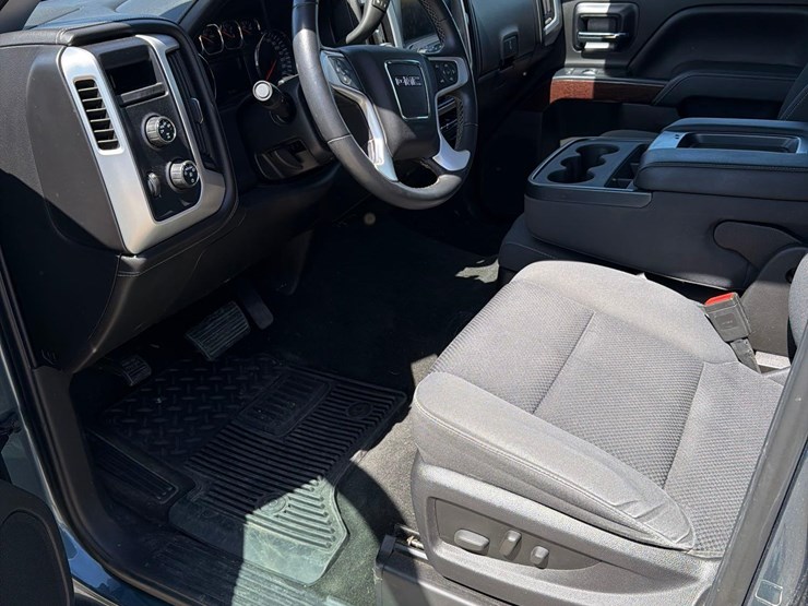 2014-gmc-sierra-1500-image-32