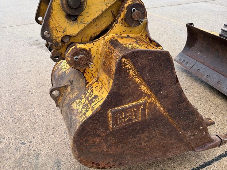 caterpillar-307c-image-27