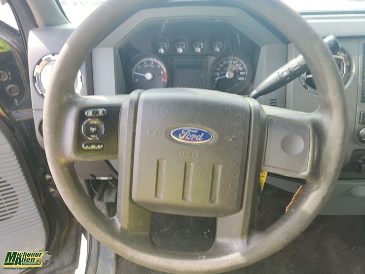 2011-ford-f350-image-19