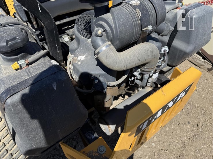 cub-cadet-tank-m60-image-14