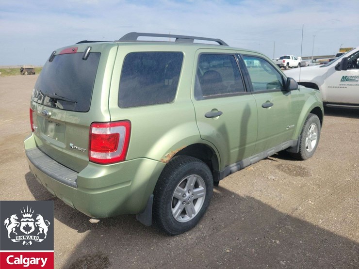 ford-escape-hybrid-image-6