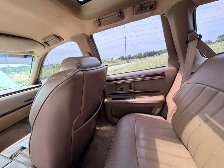 #24067-•-1994-buick-roadmaster-passenger-car-image-52