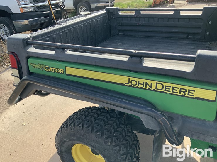 john-deere-gator-image-10