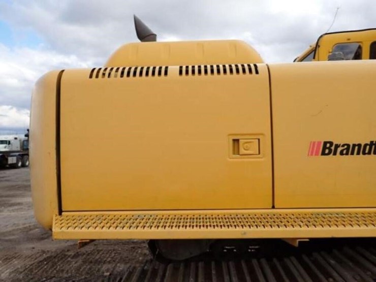 2001-deere-270-lc-image-53