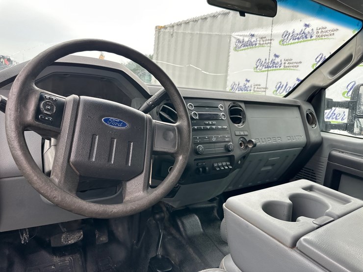 2015-ford-f350-image-8