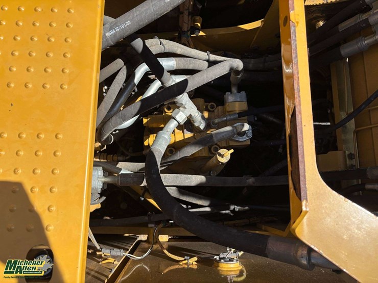 2014-caterpillar-320el-image-16