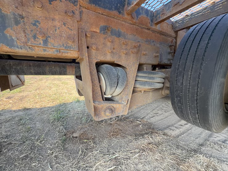 2003-sterling-lt9500-image-33