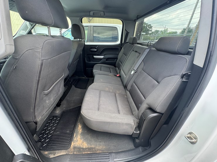2018-chevrolet-silverado-1500-image-6