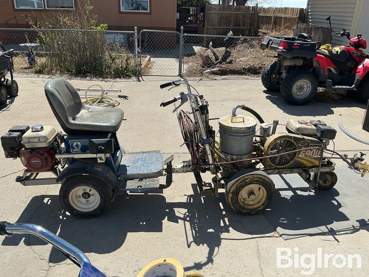 2004-graco-line-driver-6900-ride-on-striping-system-image-4