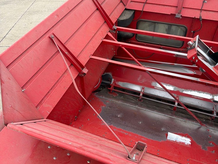 2001-massey-ferguson-8780xp-image-76