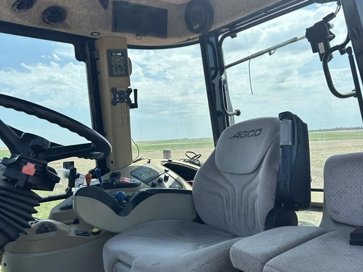 2005-agco-dt180a-image-48