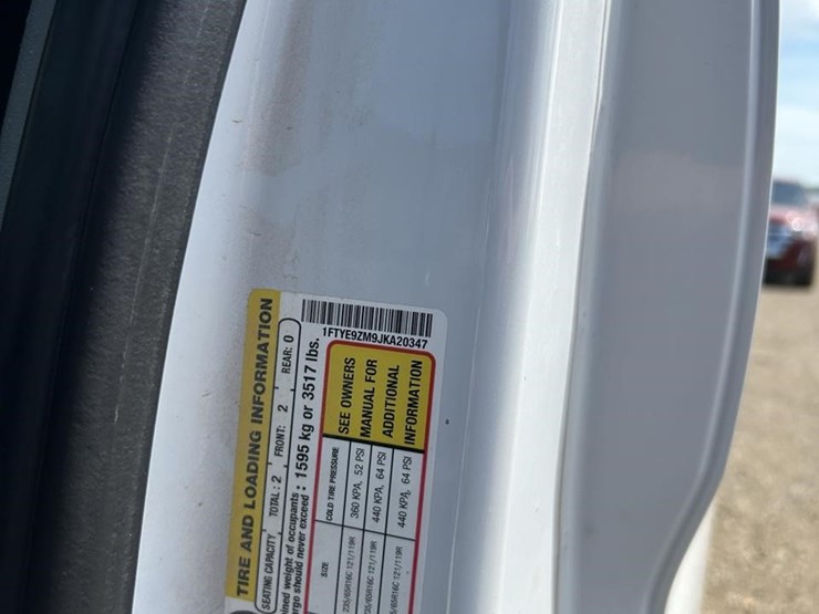 2018-ford-transit-image-14