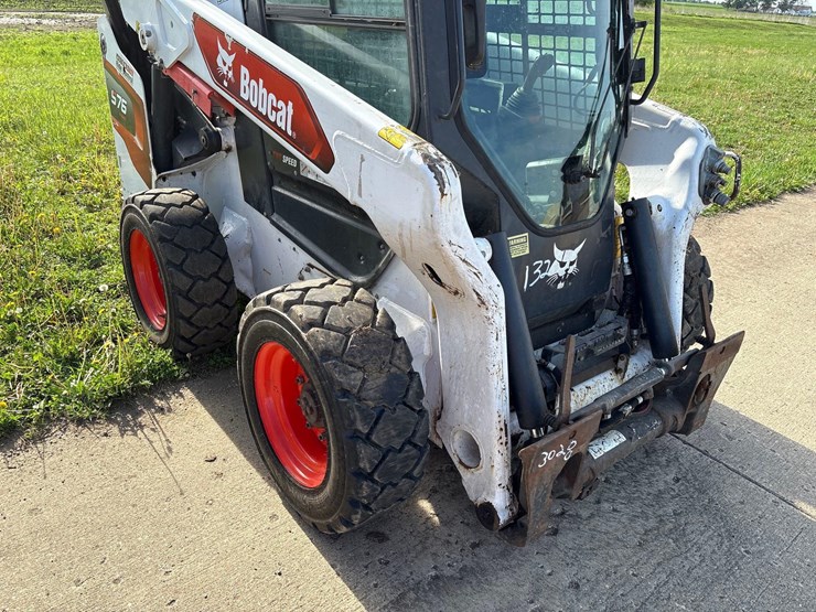 2021-bobcat-s76-image-16