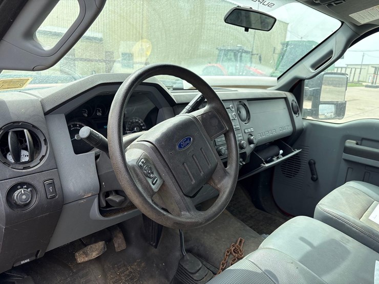 2015-ford-f350-image-48