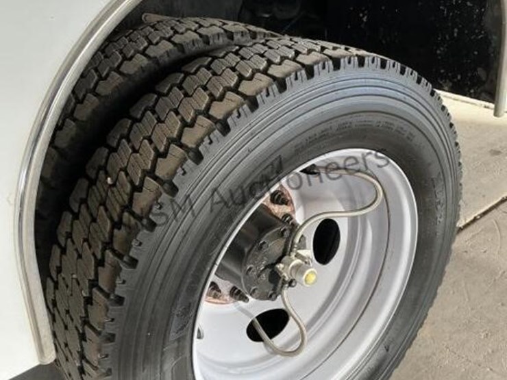 2015-ford-f450-image-8