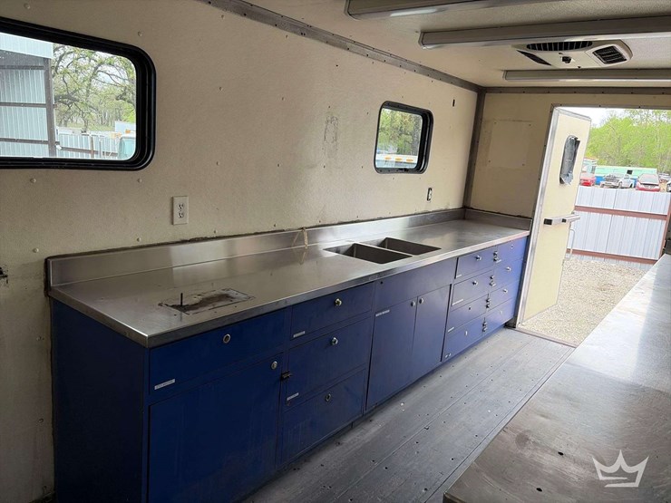 2011-international-durastar-4300-image-28