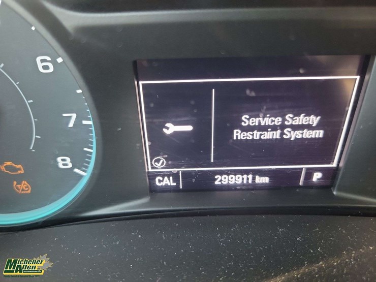 2018-chevrolet-equinox-image-14