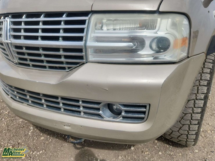 2008-lincoln-navigator-image-50