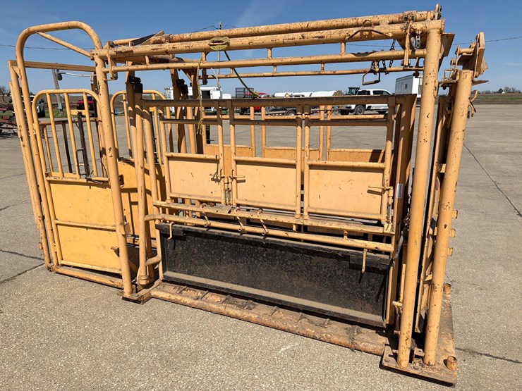 formost-6ft-long-working-chute-w/-palp-cage-image-16