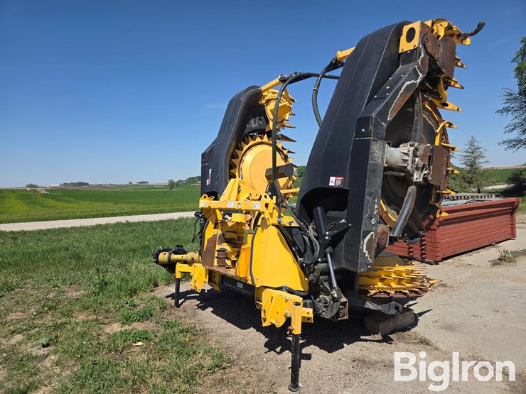 2021-new-holland-fr850-image-5