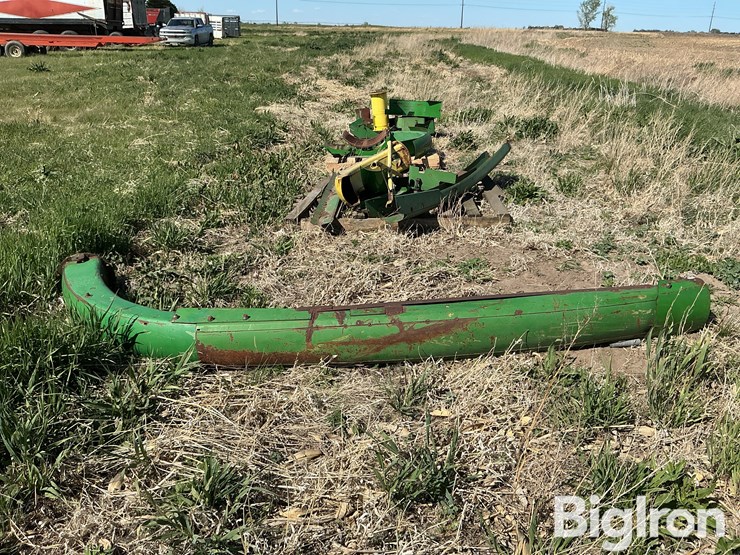 john-deere-5830-image-8