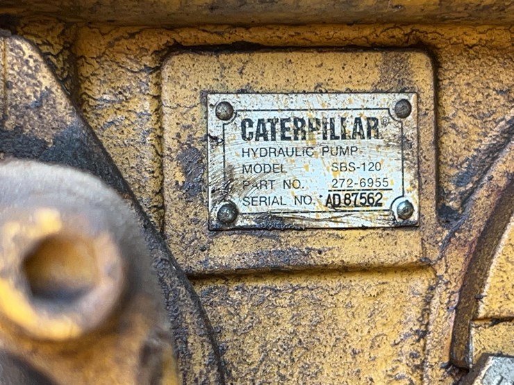 2012-caterpillar-321d-excavator-image-37