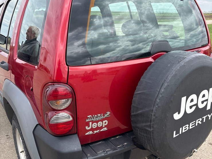 2005-jeep-liberty-sport-image-20