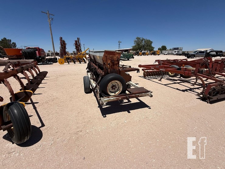 grass-drill-with-trailer-5195-image-5