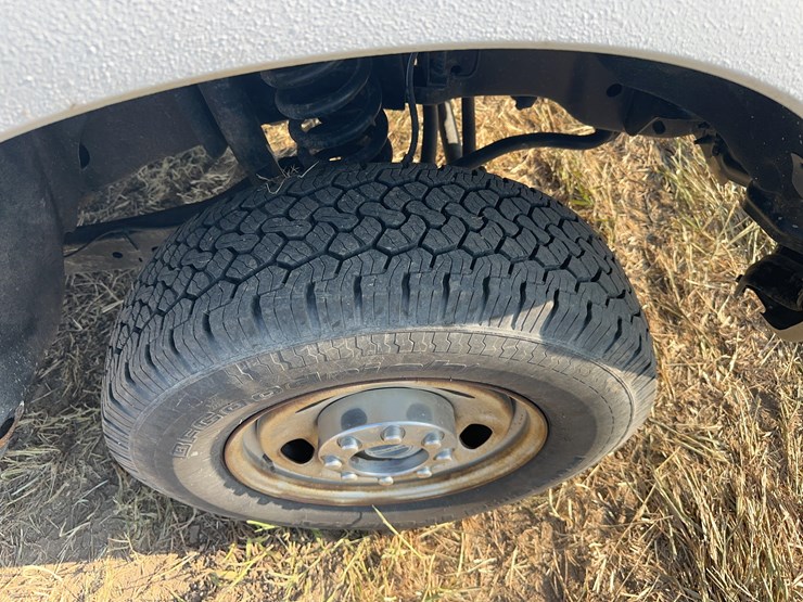 2014-ford-f250-image-28