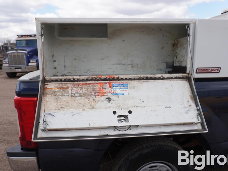 2018-ford-f350-xl-image-18